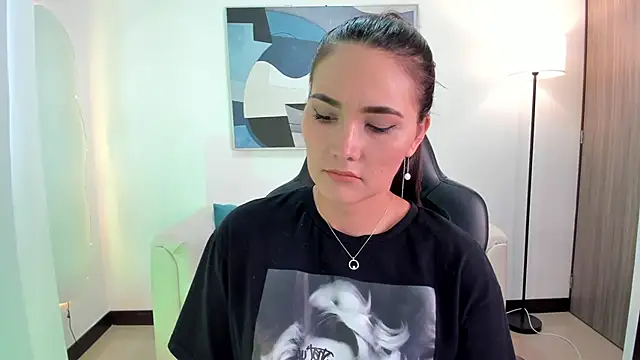 SaraParker  online show from October 31, 4:11 pm