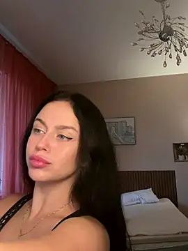 Megan Nilson online show from September 14, 3:32 pm