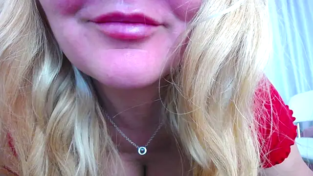 faceless  online show from February 15, 11:09 am