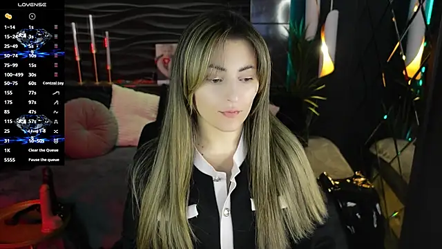 KylieMellow online show from March 23, 1:17 pm