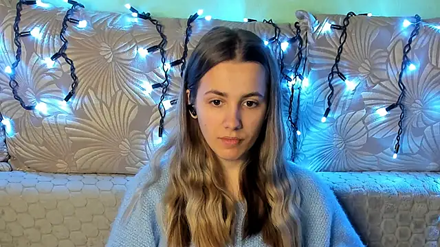 MaggieCake online show from January 14, 4:28 am