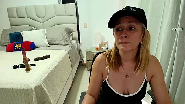 Naty Stone online show from April 10, 10:16 pm