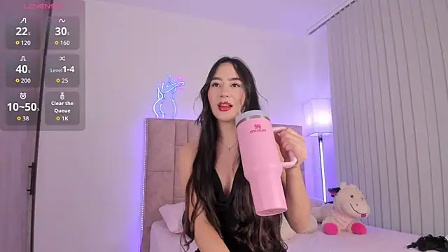 DannaTeen online show from October 9, 8:35 pm