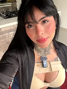 curvyliciousss online show from November 12, 4:16 pm