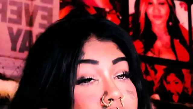 indian dreamgirl online show from April 13, 2:18 pm