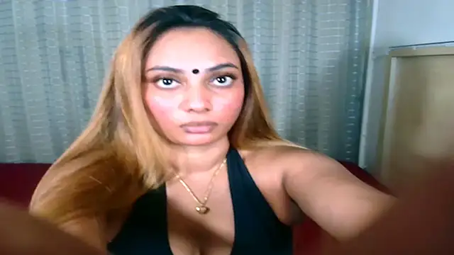 sexyindianchic online show from November 7, 6:57 pm