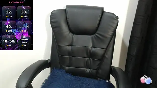 spicey latina online show from October 19, 1:13 pm