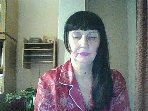 MelanyBanks online show from November 9, 6:26 pm