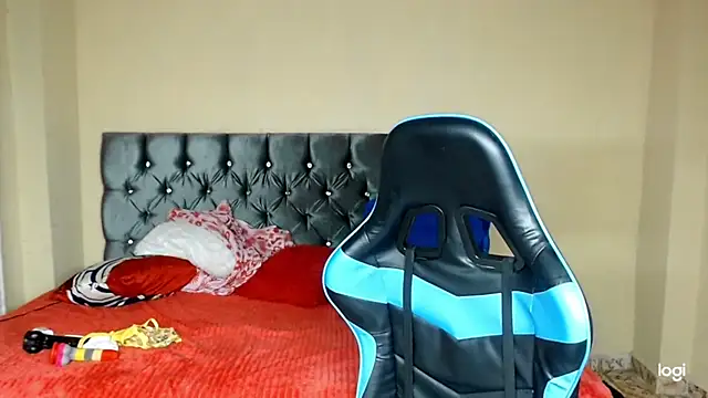 sexy nurse  online show from March 13, 5:31 am