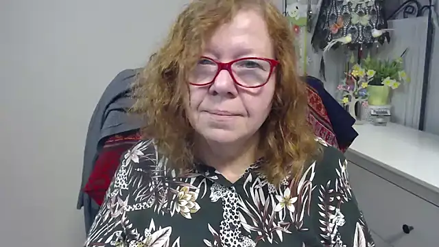 Adelewildx online show from November 4, 4:06 am