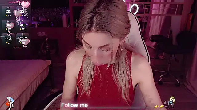 AnnieGOld  online show from March 23, 6:52 am