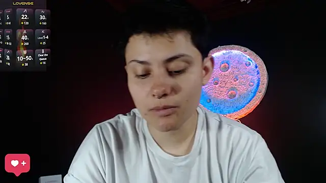 girl intense444 online show from October 3, 2:00 pm