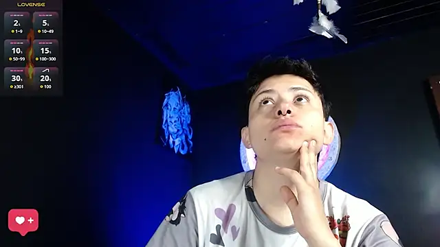 girl intense444 online show from September 27, 1:29 pm