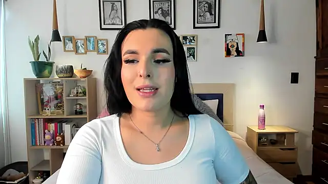 naty pink online show from March 13, 4:52 pm