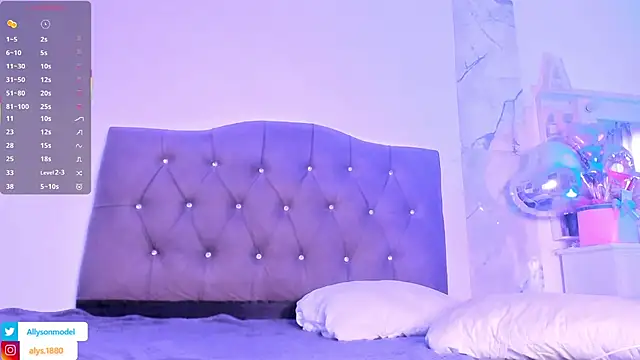 alysson 18 online show from February 25, 2:26 pm