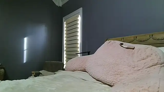 Lisaisluscious online show from November 7, 3:06 pm