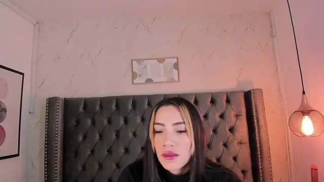 Kim Blane online show from December 3, 3:42 am