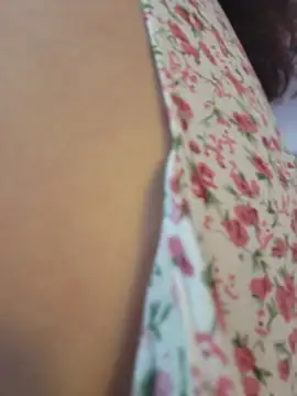 VickyHoult online show from April 2, 9:23 pm