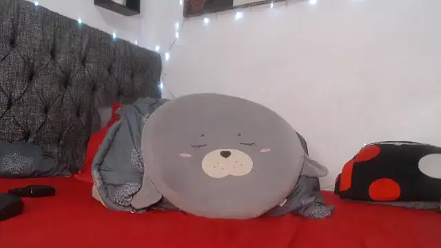 karlota 28 online show from October 29, 1:10 am