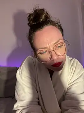 FemDom RubyKnightXXO online show from October 31, 6:45 pm