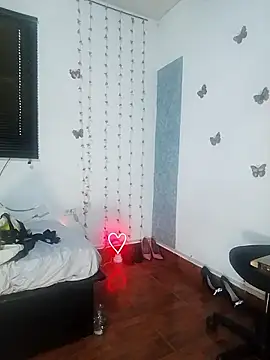 sharom smith1 online show from September 13, 10:07 pm