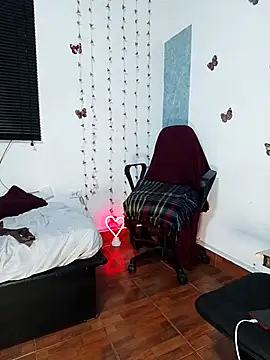 sharom smith1 online show from September 23, 11:36 pm