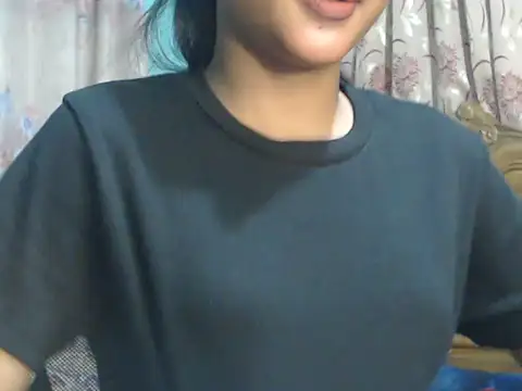 NancyRuvi online show from September 10, 4:51 pm