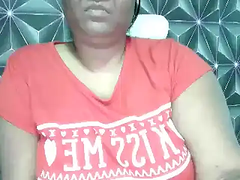 IndianDelia online show from October 4, 6:12 pm