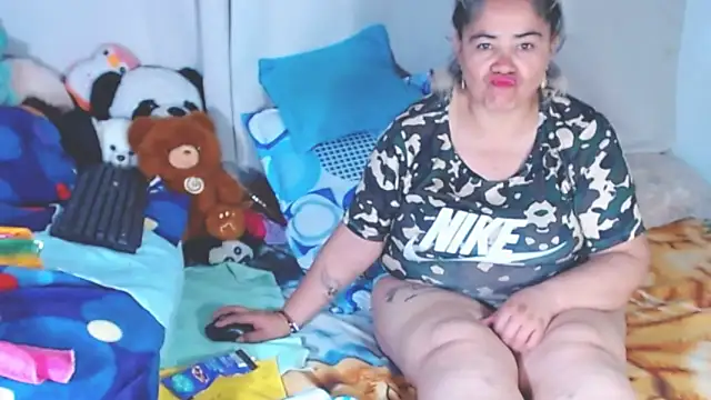 estrellita fugaz16x online show from October 7, 3:55 am