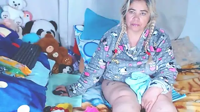 estrellita fugaz16x online show from September 22, 10:46 am