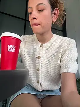 alana15 online show from October 10, 10:58 pm