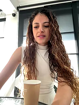 alana15 online show from November 22, 9:28 pm