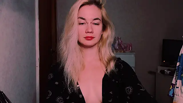 xxxcharismaaa online show from September 19, 5:50 am