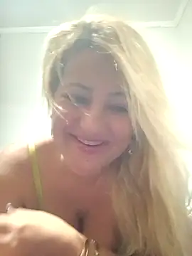 vivifernades online show from April 9, 3:28 pm