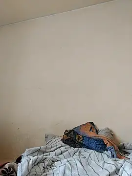 JoleNe2702 online show from April 12, 7:55 am