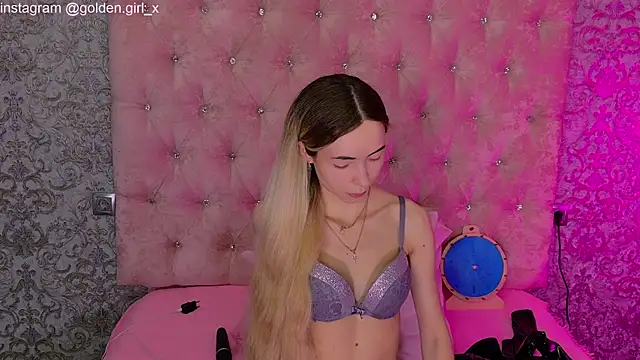 Akilla Queen online show from March 2, 2:11 am