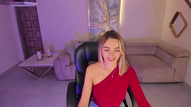 MelissaMoore  online show from February 24, 2:33 am