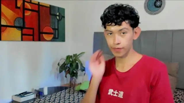 Aland Criss online show from November 12, 7:23 pm