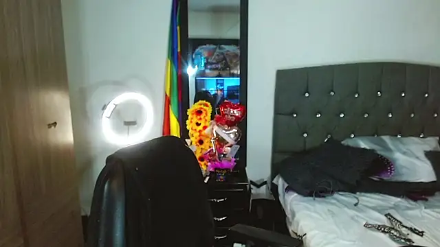 Kenisha Sweet online show from September 26, 11:56 pm