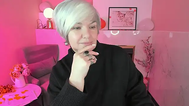 CarmenSoft online show from February 13, 7:59 pm