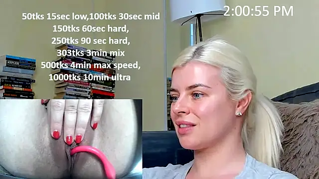 queenofthenighttt online show from February 20, 1:01 pm