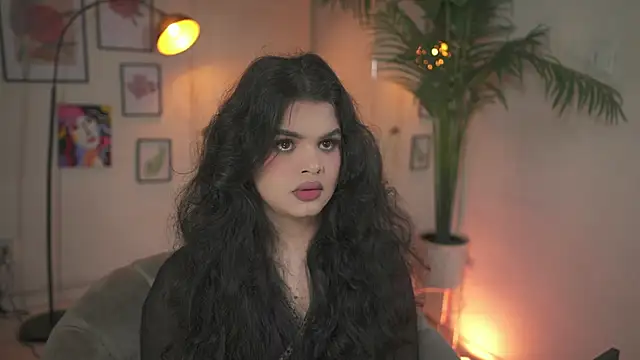 artechloe online show from November 27, 5:38 pm