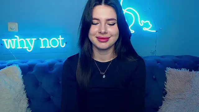 ViollinaLove online show from April 3, 4:43 am