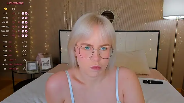 bellatip online show from October 18, 12:57 am