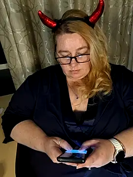 Iceprincess2bad4u online show from February 10, 6:22 pm