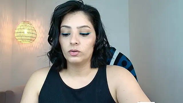 YummyAnna  online show from April 25, 7:55 pm