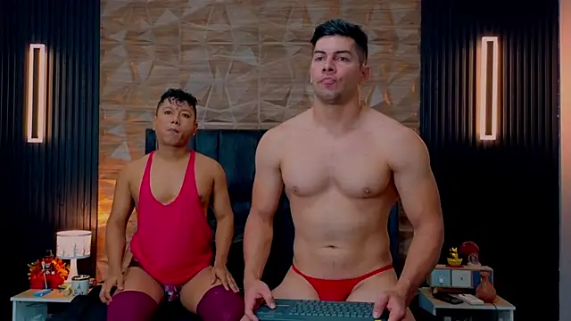 FelipeAndMarcello3 online show from October 8, 2:10 pm