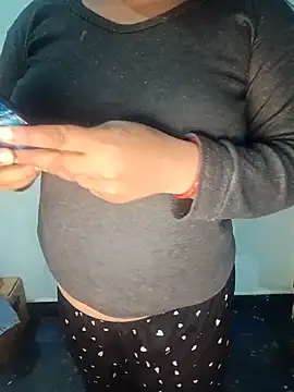 Sweet-Berry online show from December 15, 5:51 pm