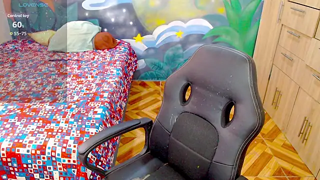 Eimy lorens online show from November 5, 7:52 pm