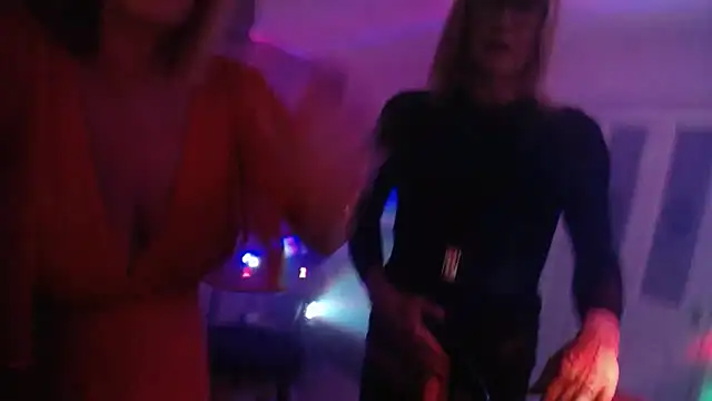 COUPLE4VOYEUR01 online show from January 10, 8:13 pm